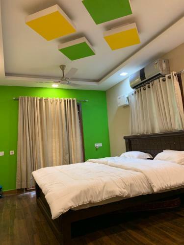 Hostal Zoe Service Rooms