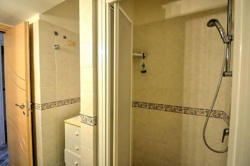 Arola-preazzano Villa Sleeps 4 Pool Wifi