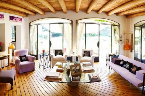Bastia Villa Sleeps 9 Pool Air Con Wifi