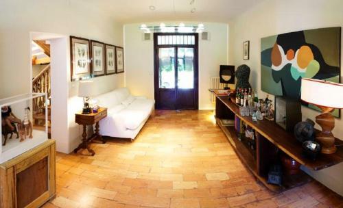 Bastia Villa Sleeps 9 Pool Air Con Wifi