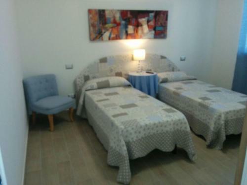 Hostal Marinella Guest House