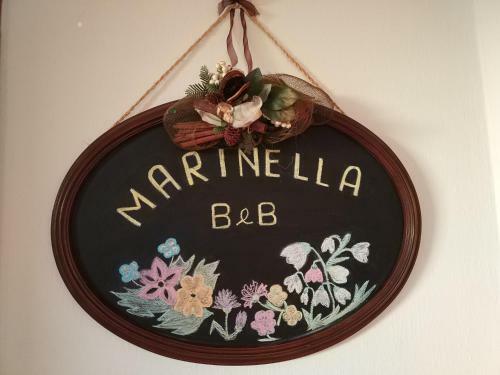 Hostal Marinella Guest House