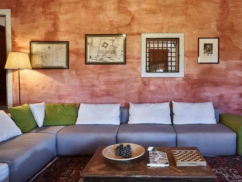 Fiano Villa Sleeps 10 Pool Air Con Wifi
