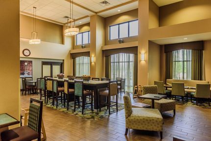 Hotel Hampton Inn And Suites Jamestown