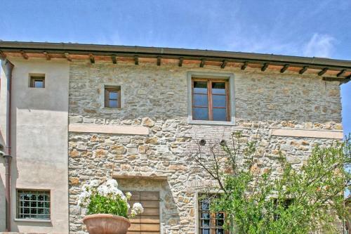Grassina Ponte A Ema Apartment Sleeps 2 T241464