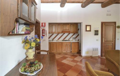 Four-bedroom Apartment In Montepulciano (si)
