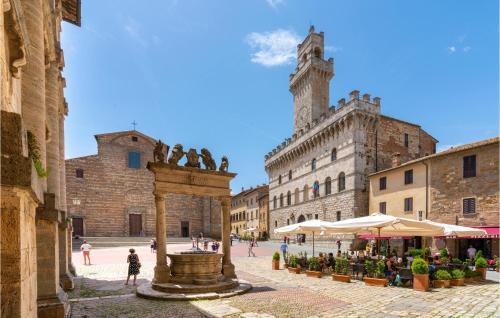 Four-bedroom Apartment In Montepulciano (si)
