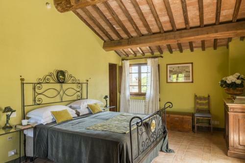 Siena Villa Sleeps 35 Pool Air Con Wifi