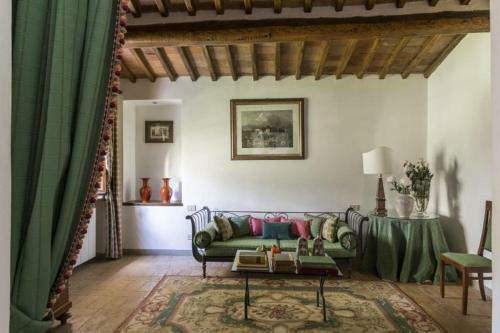 Collalto Villa Sleeps 25 Pool Air Con Wifi