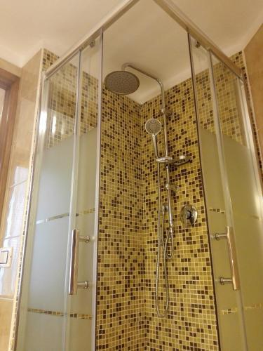 Rosselli Charme Apartment- Centro -