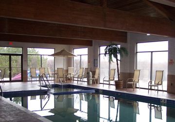 Best Western Plus Trail Lodge Hotel & Suites