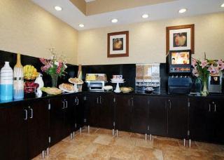 Hotel Comfort Suites