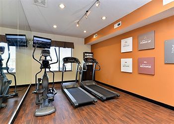 Hotel Comfort Suites