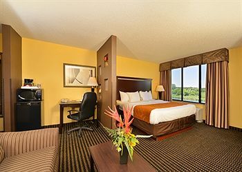 Hotel Comfort Suites
