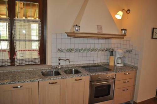Iano Villa Sleeps 24 Pool Air Con Wifi