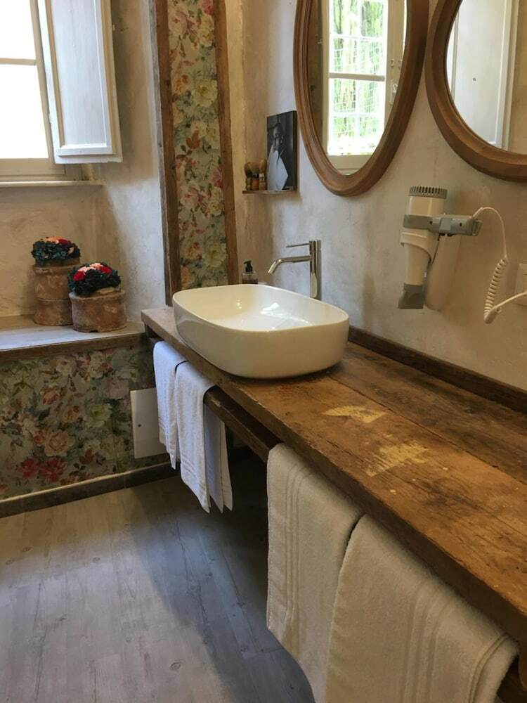 Hostal Il Pozzo Di Santa Zita