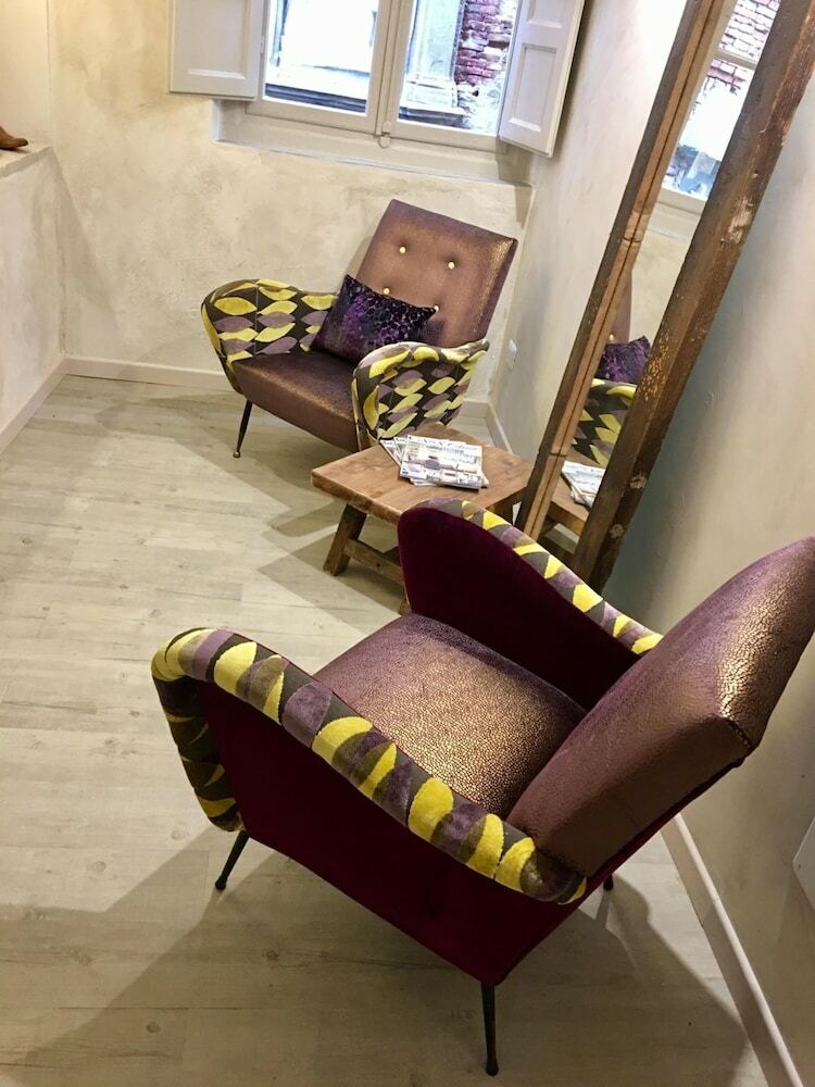 Hostal Il Pozzo Di Santa Zita