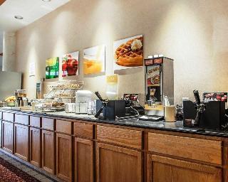 Hotel Quality Suites Milwaukee Airport