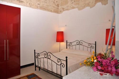 Marina Di Ragusa Villa Sleeps 20 Air Con