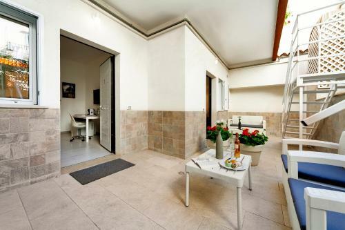 Hostal Marina Domus - Rooms