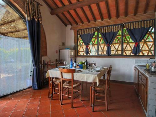 Holiday Home In Tuscany With Swimming Pool