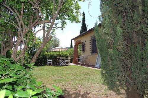 Montaione Villa Sleeps 6 Pool Wifi