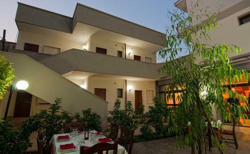Hotel La Tana Del Lupo