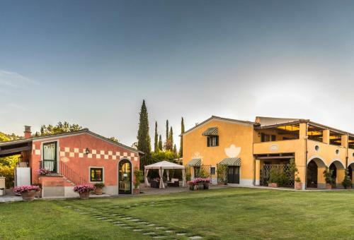 Monterappoli Apartment Sleeps 6 Air Con T242180