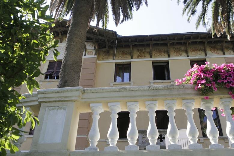 Villa Montale Apartment I Limoni