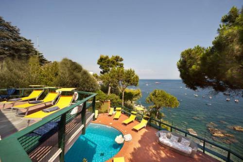 Marina Del Cantone Villa Sleeps 8 Pool Air Con Wifi