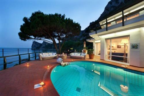 Marina Del Cantone Villa Sleeps 8 Pool Air Con Wifi