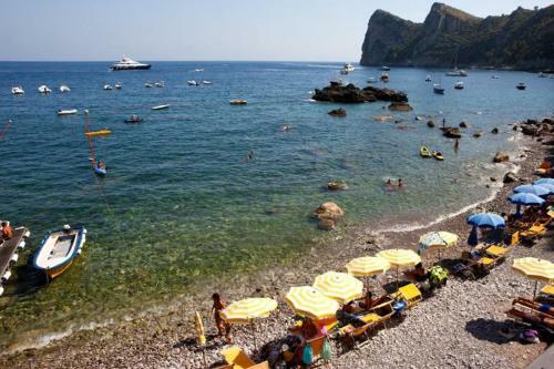 Marina Del Cantone Villa Sleeps 8 Pool Air Con Wifi