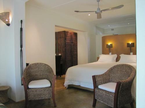 Bed & Breakfast Afrikhaya Guest House