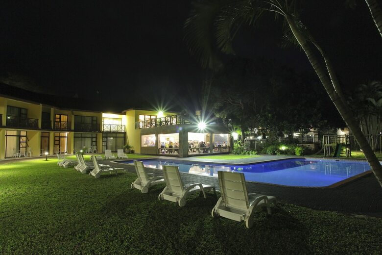 Elephant Lake Hotel