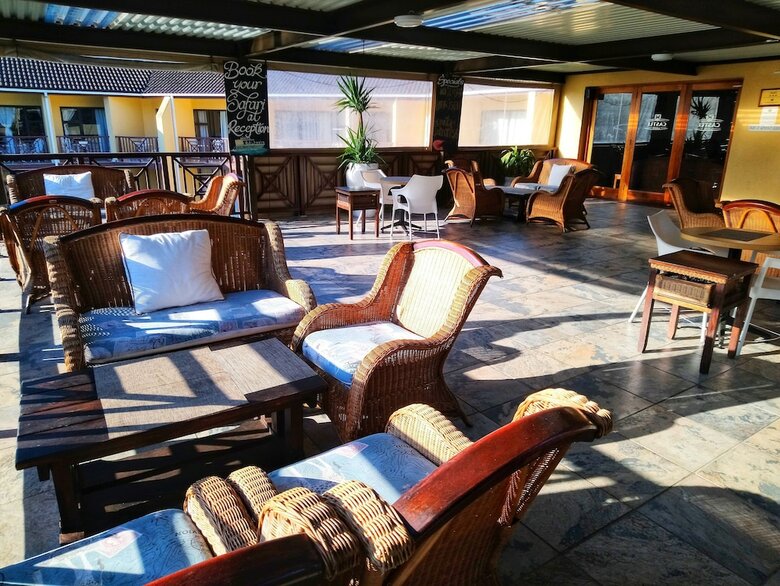 Elephant Lake Hotel