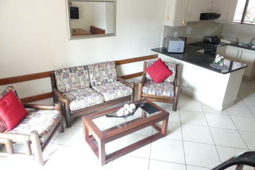 Flamingo Holiday Apartments