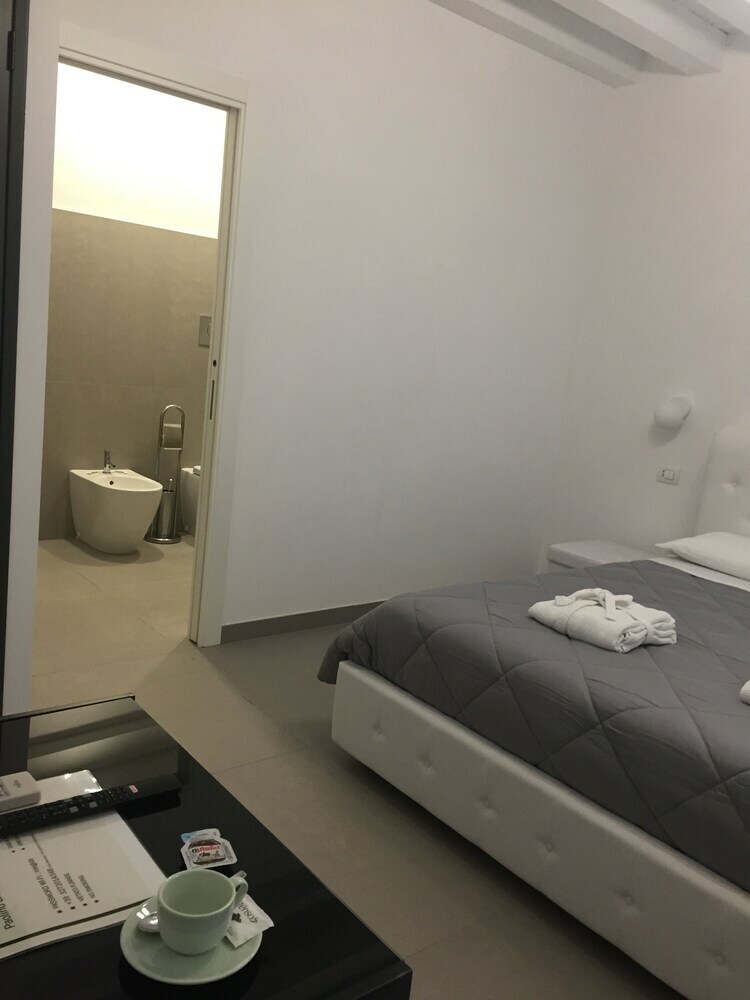 Hostal Paolino Exclusive Rooms