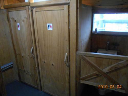 Hostal Log Yukari Guest House