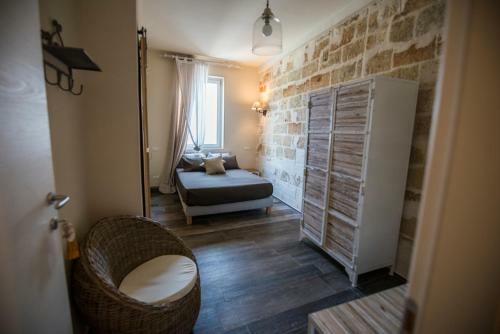 Home Village B&B
