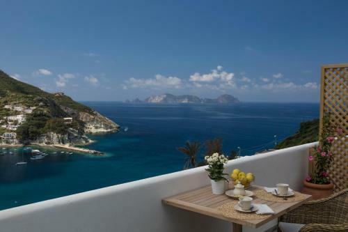 Hostal Maridea - Le Alcove Sul Mare Suites