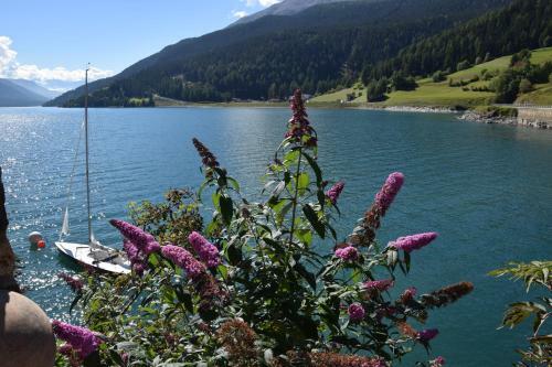 Hotel Schloesschen Am See