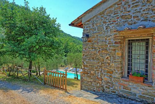 Rinforzati Villa Sleeps 12 Pool Wifi
