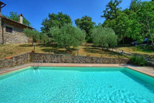 Rinforzati Villa Sleeps 12 Pool Wifi
