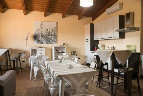 Hostal Room & Breakfast Le Magie
