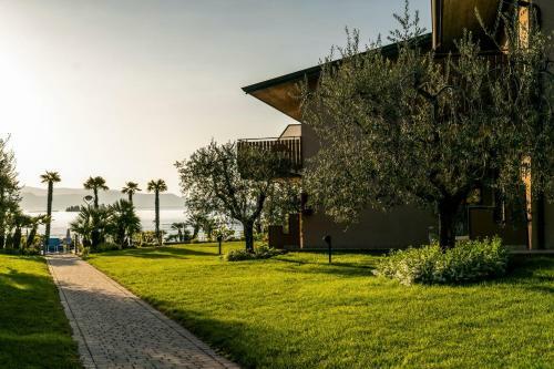 Apartment In Manerba Del Garda 22048