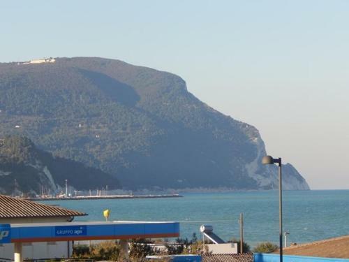 Apartamento M01 - Marcelli, Trilocale Fronte Mare