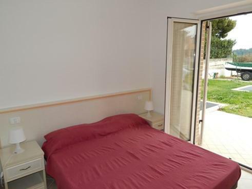 Apartamento M10 - Marcelli, Nuovissimo Bilocale Con Giardino