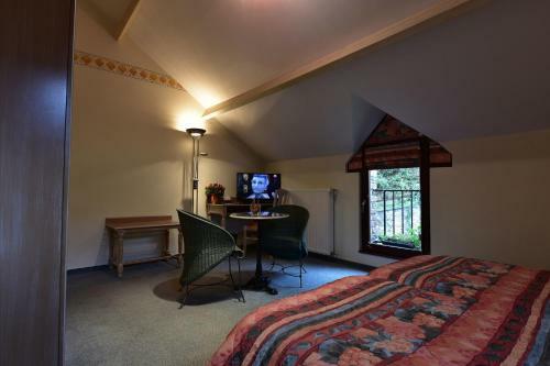 Hotel H�tel Moulin De La Strument
