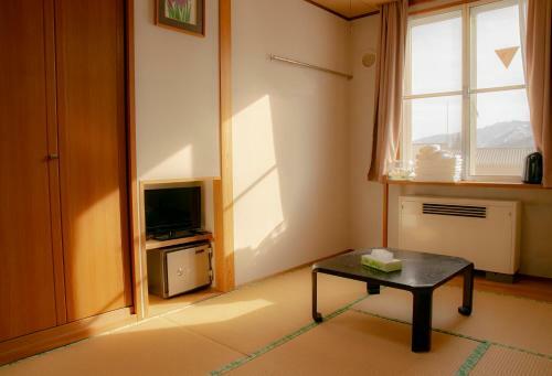 La Vista Hotel Tsugaike - Stay On The Slopes