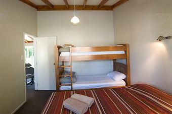 Te Anau Top 10 Holiday Park